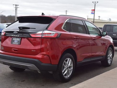 Used 2024 Ford Edge SEL w/ Convenience Package image 10