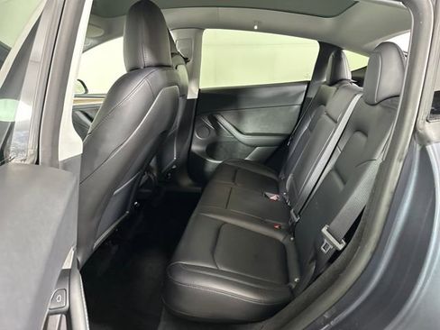 Used 2023 Tesla Model Y Long Range image 24
