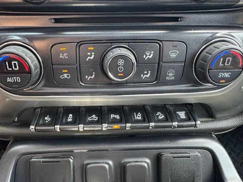 Used 2016 Chevrolet Silverado 2500 LTZ w/ Duramax Plus Package AWD/4WD image 31