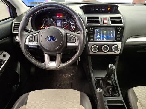Used 2017 Subaru Crosstrek 2.0i Premium image 2