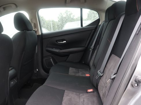 Used 2023 Nissan Sentra SR w/ Electronics Package FWD image 16