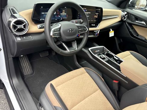 New 2026 Chevrolet Equinox ACTIV FWD image 10