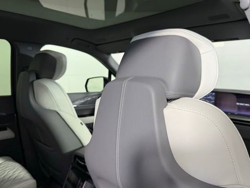 New 2026 Cadillac Escalade IQ Sport 1 image 31