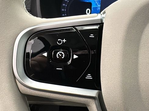 New 2026 Volvo XC90 T8 Ultra w/ Lounge Package AWD/4WD image 13