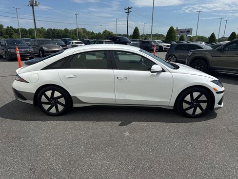 Used 2024 Hyundai Ioniq 6 SE image 8
