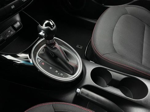 Used 2016 Kia Soul + w/ Soulful Package image 19