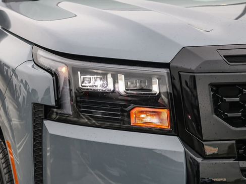 New 2026 Nissan Frontier SV w/ SV Convenience Package RWD image 4