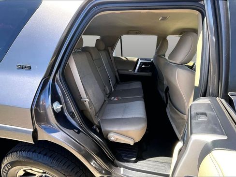 Used 2017 Toyota 4Runner SR5 AWD/4WD image 19