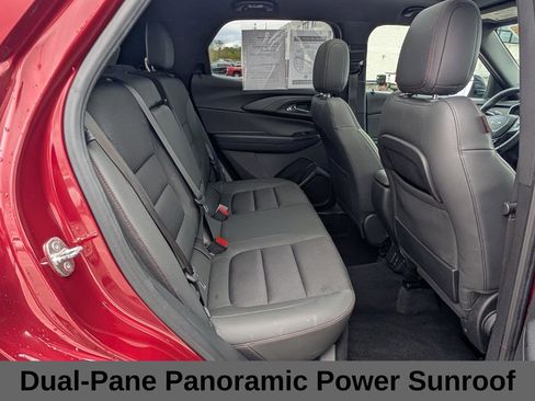 Used 2022 Chevrolet TrailBlazer RS w/ Sun and Liftgate Package AWD/4WD image 27