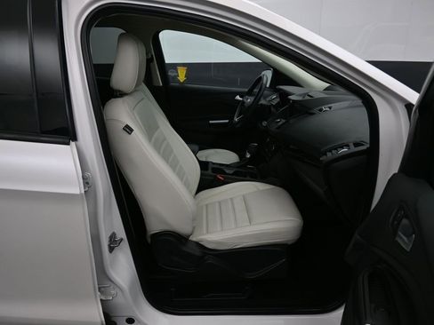 Used 2018 Ford Escape SEL w/ Ford Safe & Smart Package image 41