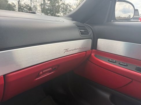 Used 2002 Ford Thunderbird Base image 26