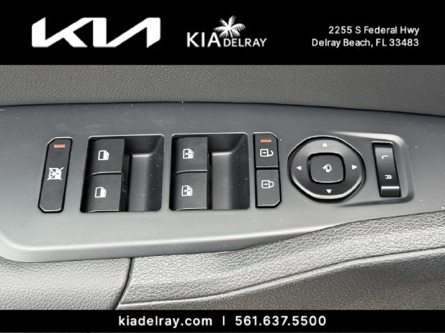 New 2026 Kia Sportage SX FWD image 16