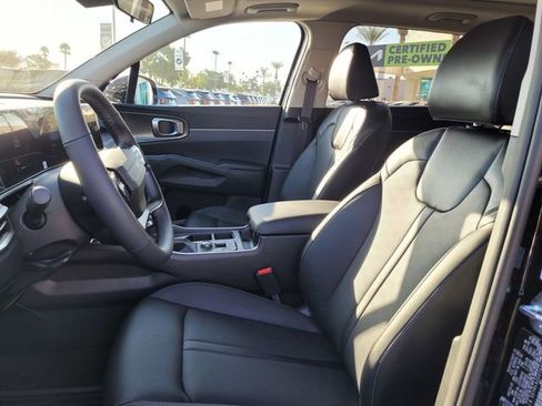 New 2026 Kia Sorento S image 9