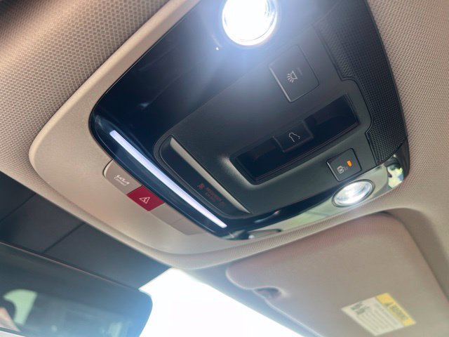 Used 2025 Kia Sorento SX FWD image 11