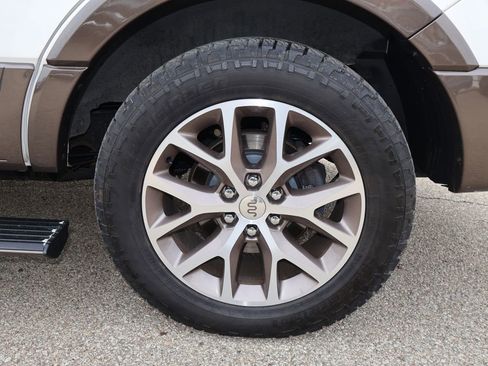 Used 2016 Ford Expedition King Ranch AWD/4WD image 36