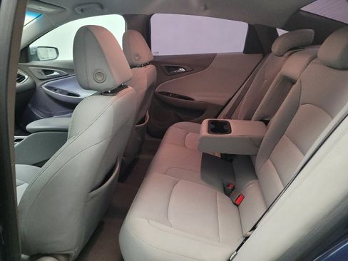 Used 2018 Chevrolet Malibu LS FWD image 18