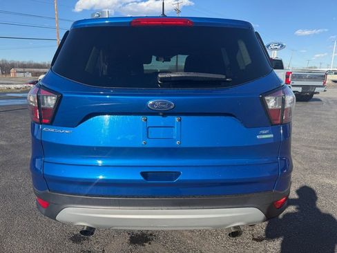 Used 2017 Ford Escape SE w/ SE Cold Weather Package image 4
