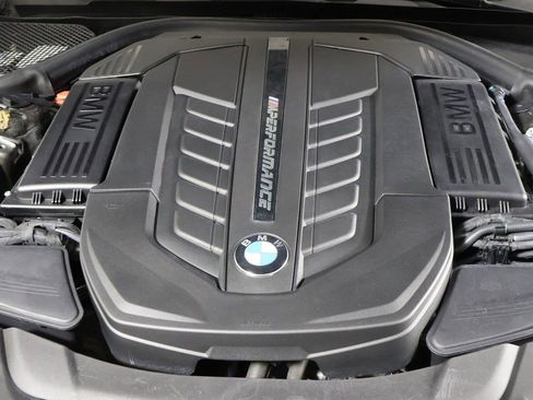 Used 2020 BMW M760i xDrive w/ Luxury Rear Seating Package AWD/4WD image 24