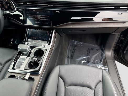 Used 2024 Audi Q7 2.0T Premium Plus image 17