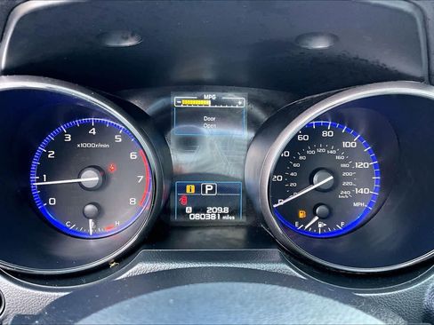 Used 2018 Subaru Outback 2.5i Limited AWD/4WD image 25
