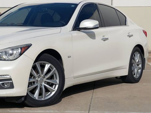 Used 2016 INFINITI Q50 Premium w/ 2.0T Premium Plus Package RWD image 23