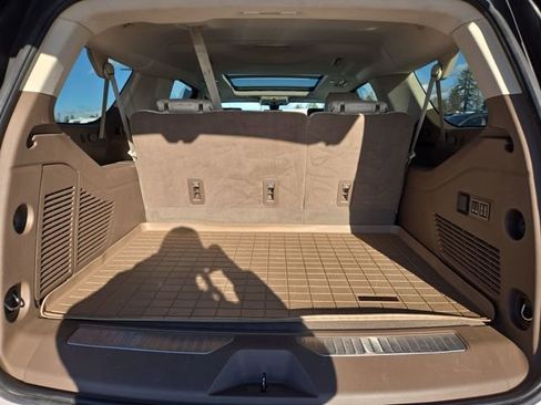 Used 2021 GMC Yukon XL Denali w/ Denali Premium Package image 37