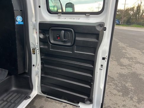 Used 2024 Chevrolet Express 2500 w/ Driver Convenience Package image 23