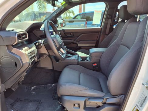 Used 2024 Toyota Tacoma SR5 RWD image 15