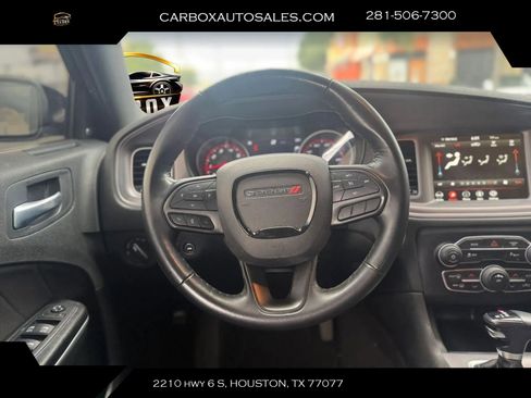 Used 2023 Dodge Charger SXT RWD image 10