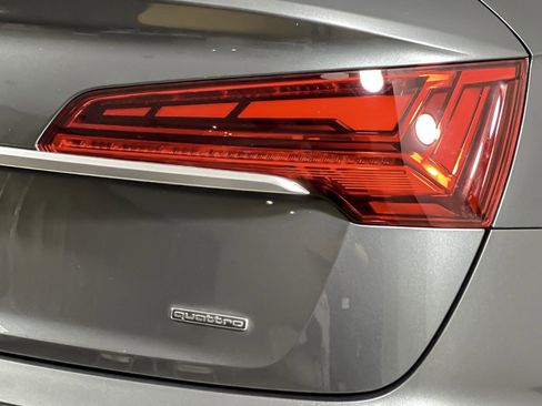 Used 2023 Audi Q5 2.0T Premium w/ Convenience Package image 25