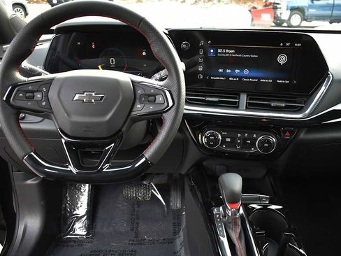 New 2026 Chevrolet Trax RS w/ Sunroof Package image 14