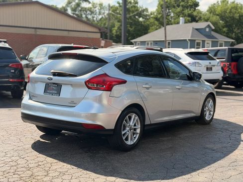 Used 2015 Ford Focus SE FWD image 4