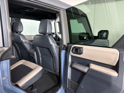 Used 2023 Ford Bronco Wildtrak image 33