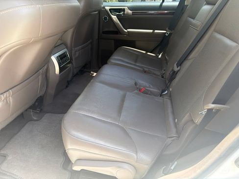 Used 2014 Lexus GX 460 Luxury AWD/4WD image 10
