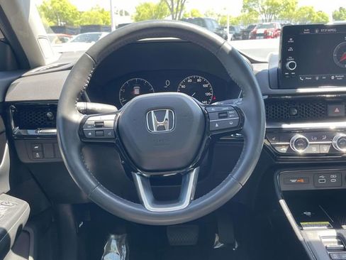Used 2025 Honda CR-V EX-L image 10