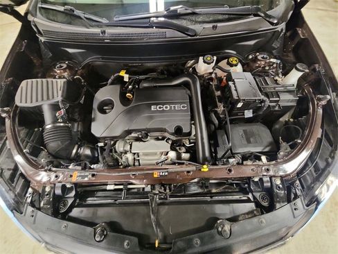 Used 2020 Chevrolet Equinox LT w/ LPO, Floor Liner Package image 27