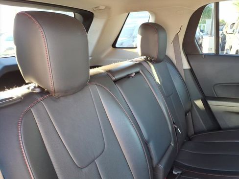 Used 2017 GMC Terrain SLT w/ Open Road Package image 14