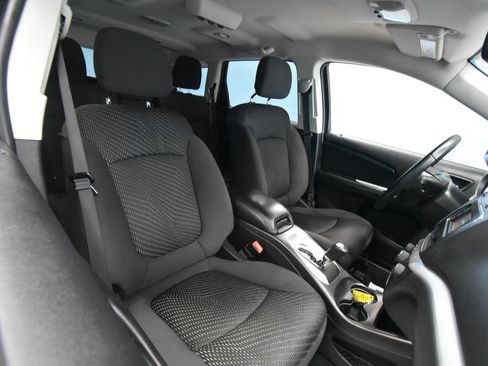 Used 2018 Dodge Journey SXT w/ Connectivity Group FWD image 26