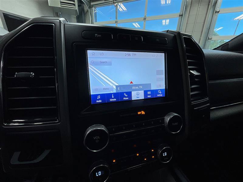 Used 2020 Ford Expedition XLT w/ Equipment Group 202A RWD image 18