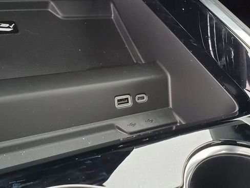 New 2026 Chevrolet Tahoe High Country image 30