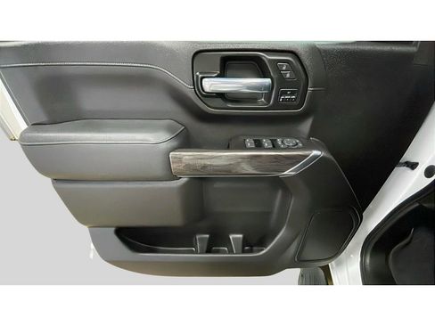 Used 2022 Chevrolet Silverado 2500 LTZ w/ Safety Package image 9