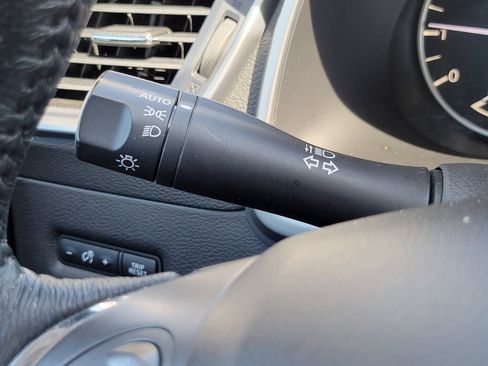 Used 2019 Nissan Murano SV AWD/4WD image 15