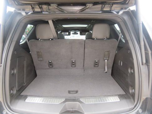 Used 2022 Chevrolet Tahoe Z71 AWD/4WD image 12