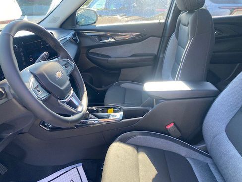 New 2026 Chevrolet TrailBlazer LT w/ Convenience Package image 9