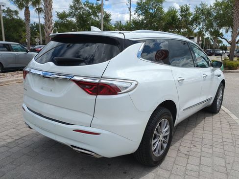 Used 2022 Buick Enclave Premium AWD/4WD image 5