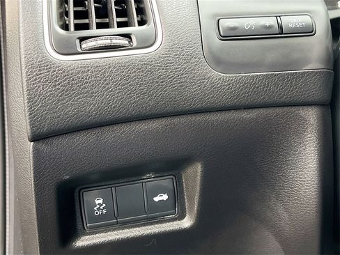 Used 2024 INFINITI Q50 Luxe w/ Cargo Package image 10