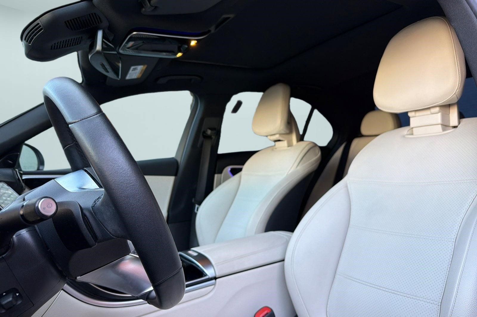 Used 2024 Mercedes-Benz C 300 Sedan image 25