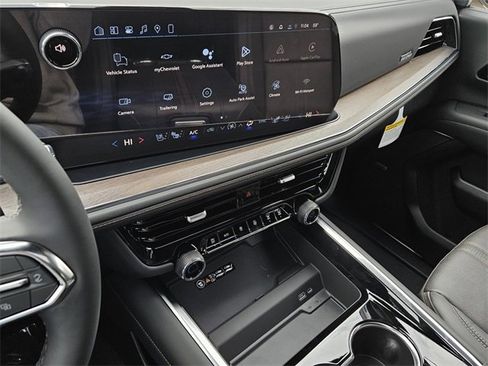 New 2026 Chevrolet Tahoe High Country w/ LPO, Illumination Package image 12