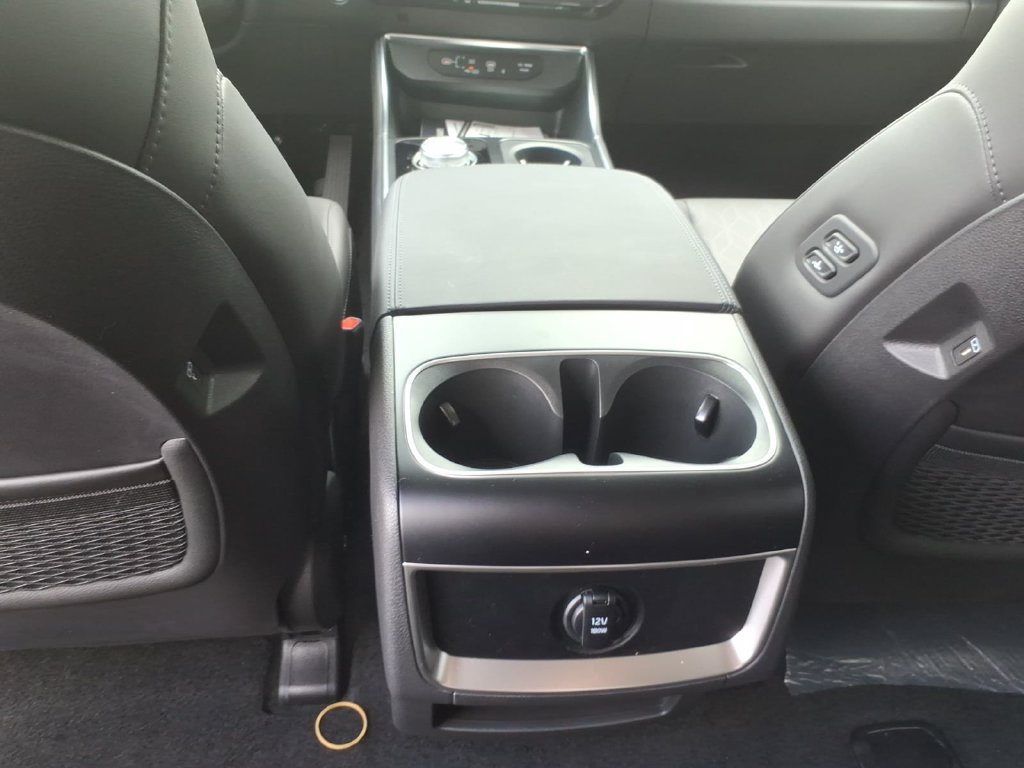 New 2027 Kia Carnival EX FWD image 12