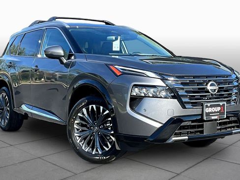 New 2026 Nissan Rogue Platinum image 2